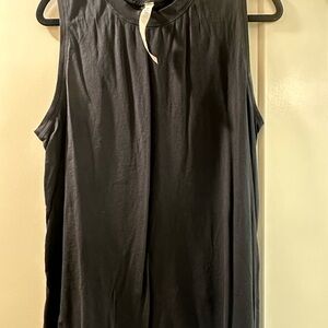 LULULEMON ATHLETICA: Sleeveless Black Top